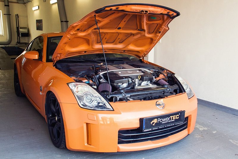 nissan-350z-3.jpg